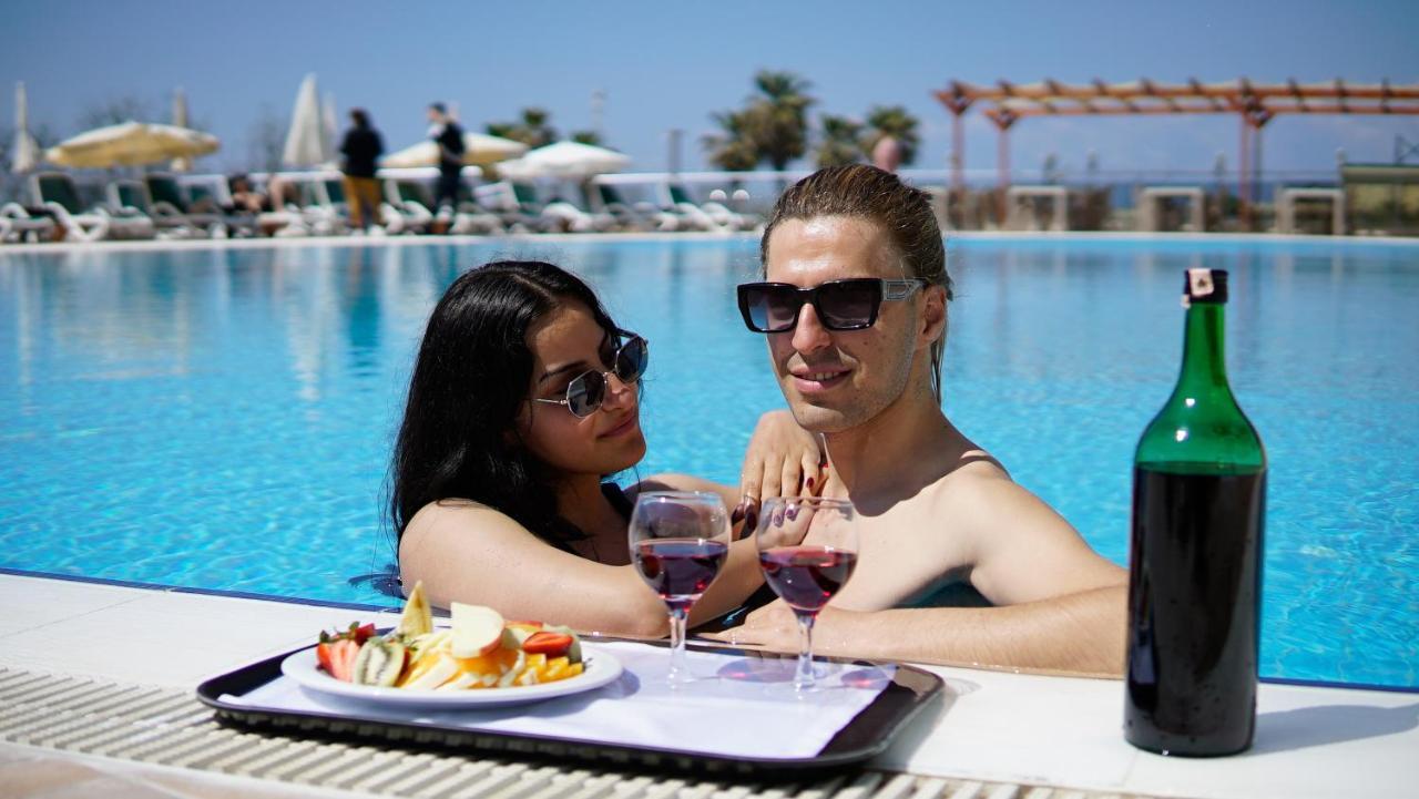 Clover Magic Seagate Belek Hotell Antalya Exteriör bild